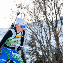 Samse National Tour n°4,MÉRIBEL, FRANCE - JANUARY 17: HOFFMANN YANIS of FRA January 17, 2026 in Méribel, France. (Photo by Rodriguez Alexis / @Aleiks_photo)