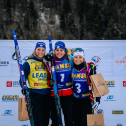Samse National Tour n°5,LES CONTAMINES, FRANCE - JANUARY 24: SIBERCHICOT LISA of FRA, JEANNIER LEONIE of FRA and DUPONT BALLET BAZ LOU ANNE of FRA January 24, 2026 in Les Contamines, France. (Photo by Rodriguez Alexis / @Aleiks_photo)