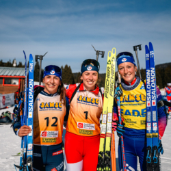 Samse National Tour n°6,AUTRANS, FRANCE - FEBRUARY 8: CORALIE PERRIN of FRA, FANY BERTRAND of FRA, LISA SIBERCHICOT of FRA February 8, 2026 in Autrans, France. (Photo by Rodriguez Alexis / @Aleiks_photo)